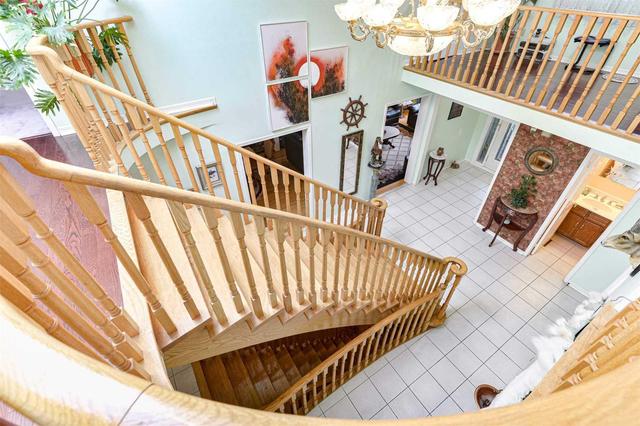 2113 The Chase, House detached with 4 bedrooms, 4 bathrooms and 3 parking in Mississauga ON | Image 12