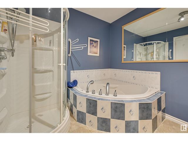 8107 138 St Nw, House detached with 5 bedrooms, 3 bathrooms and null parking in Edmonton AB | Image 27