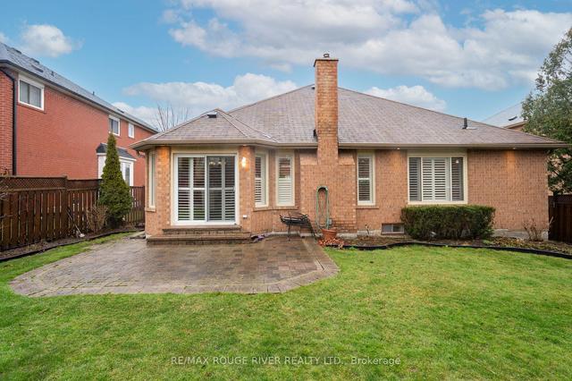 20 Dewbourne Pl, House detached with 3 bedrooms, 3 bathrooms and 6 parking in Whitby ON | Image 29
