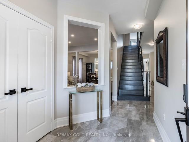 20 Laurentide Cres, House detached with 5 bedrooms, 5 bathrooms and 7 parking in Brampton ON | Image 36