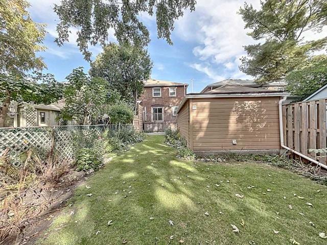 767 Eglinton Ave E, House semidetached with 3 bedrooms, 2 bathrooms and 3 parking in Toronto ON | Image 8