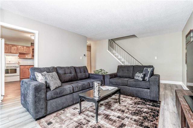 10 - 1331 Mary St N, Townhouse with 3 bedrooms, 1 bathrooms and 1 parking in Oshawa ON | Image 4