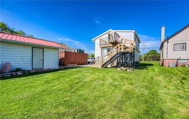 160 Bridge Street E, House detached with 2 bedrooms, 2 bathrooms and 6 parking in Kitchener ON | Image 30