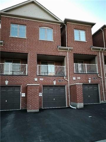 9355 Kennedy Rd, House attached with 3 bedrooms, 3 bathrooms and 2 parking in Markham ON | Image 2