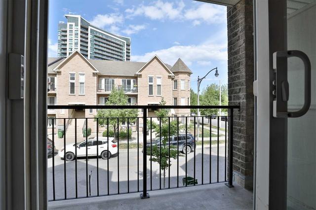 201 - 6 Brian Peck Cres, Townhouse with 2 bedrooms, 2 bathrooms and 1 parking in Toronto ON | Image 33