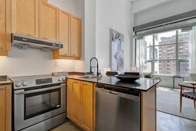 501 - 135 Dalhousie St, Condo with 2 bedrooms, 1 bathrooms and 2 parking in Toronto ON | Image 13