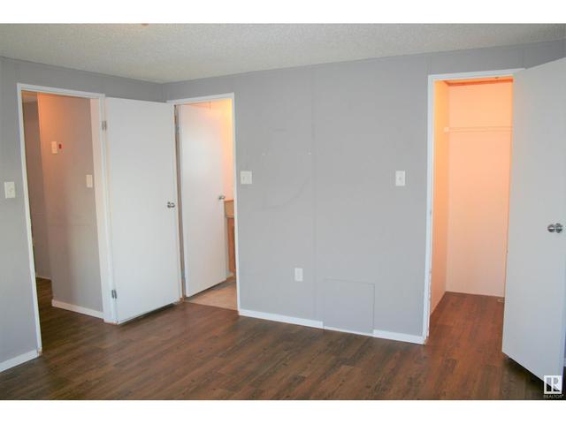 1637 68 Av Nw, Home with 2 bedrooms, 2 bathrooms and null parking in Edmonton AB | Image 8