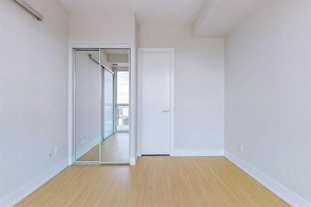 2910 - 7 Grenville St, Condo with 1 bedrooms, 1 bathrooms and 0 parking in Toronto ON | Image 7