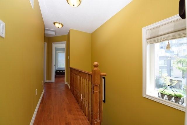 76e Leitchcroft Cres, Townhouse with 4 bedrooms, 4 bathrooms and 2 parking in Markham ON | Image 6