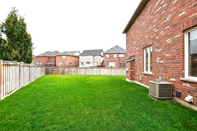 79 Paisley Green Ave, House detached with 4 bedrooms, 5 bathrooms and 4 parking in Caledon ON | Image 30