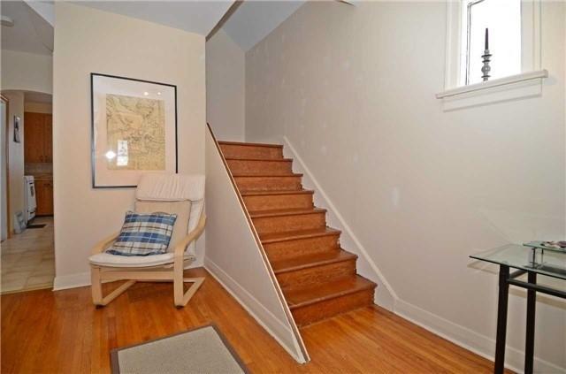 32 Joseph St, House detached with 3 bedrooms, 2 bathrooms and 3 parking in Markham ON | Image 2