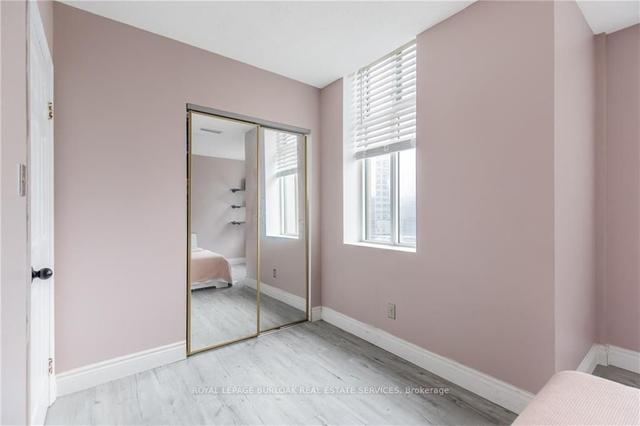 502 - 36 James St S, Condo with 2 bedrooms, 1 bathrooms and 1 parking in Hamilton ON | Image 3