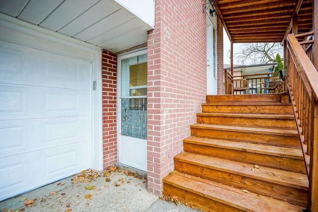 363 Taylor Mills Dr S, House semidetached with 3 bedrooms, 2 bathrooms and 4 parking in Richmond Hill ON | Image 18