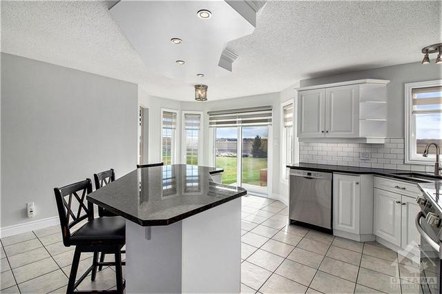 2866 Gagne Road, House detached with 5 bedrooms, 3 bathrooms and 10 parking in Clarence Rockland ON | Image 7