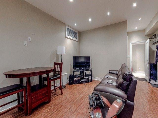 857 6th St, House detached with 4 bedrooms, 5 bathrooms and 4 parking in Mississauga ON | Image 15