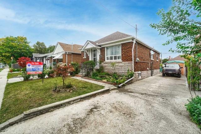 941 Islington Ave, House detached with 2 bedrooms, 1 bathrooms and 4 parking in Toronto ON | Image 23