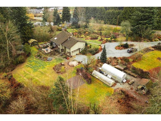 121 210 Street, House detached with 3 bedrooms, 3 bathrooms and 6 parking in Langley BC | Image 9