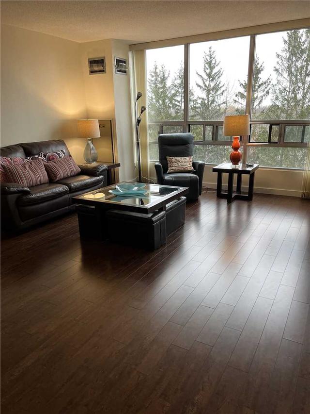 412 - 330 Mill St S, Condo with 2 bedrooms, 2 bathrooms and 2 parking in Brampton ON | Image 4