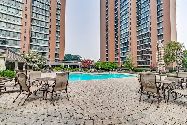 803 - 1400 Dixie Rd, Condo with 3 bedrooms, 3 bathrooms and 1 parking in Mississauga ON | Image 21