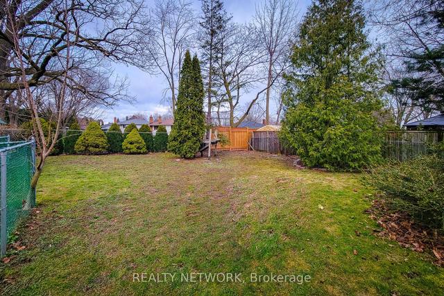 2145 Sandringham Dr, House detached with 3 bedrooms, 2 bathrooms and 5 parking in Burlington ON | Image 39