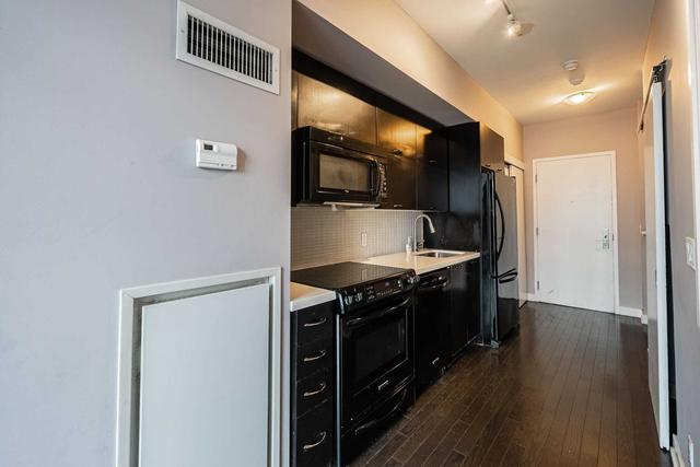 lph16 - 21 Nelson St, Condo with 1 bedrooms, 2 bathrooms and 2 parking in Toronto ON | Image 34