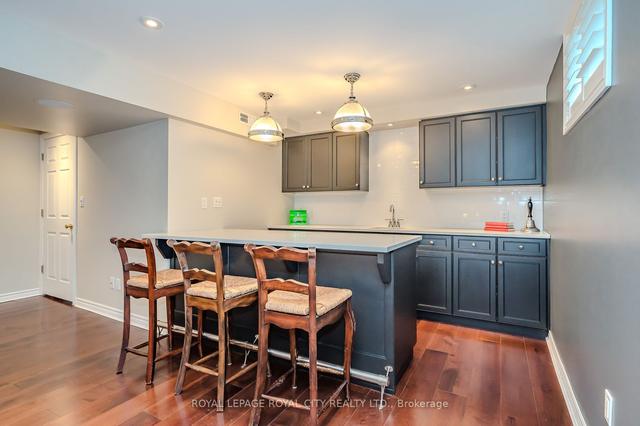 35 Foxwood Cres, House detached with 3 bedrooms, 4 bathrooms and 4 parking in Guelph ON | Image 25