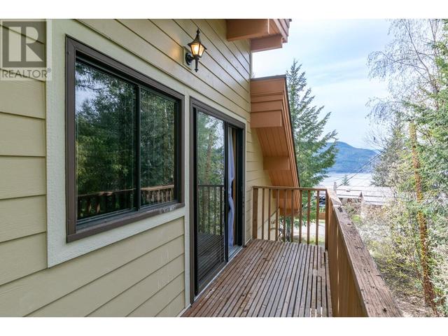 5271 Meadow Creek Crescent, House detached with 3 bedrooms, 2 bathrooms and 4 parking in Columbia Shuswap F BC | Image 23