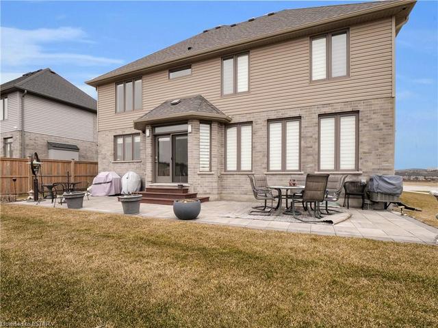2217 Dauncey Crescent, House detached with 4 bedrooms, 2 bathrooms and 7 parking in London ON | Image 22
