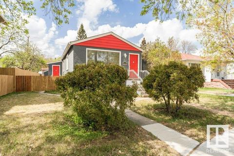 11514 127 St Nw, House detached with 3 bedrooms, 2 bathrooms and null parking in Edmonton AB | Card Image