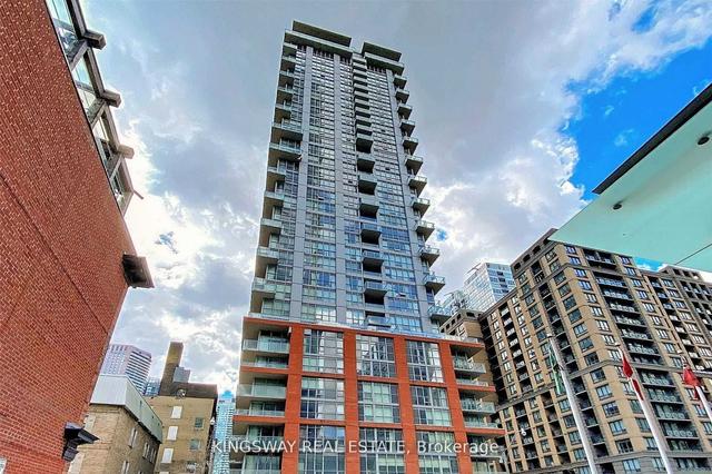 3002 - 126 Simcoe St, Condo with 1 bedrooms, 1 bathrooms and 0 parking in Toronto ON | Image 1