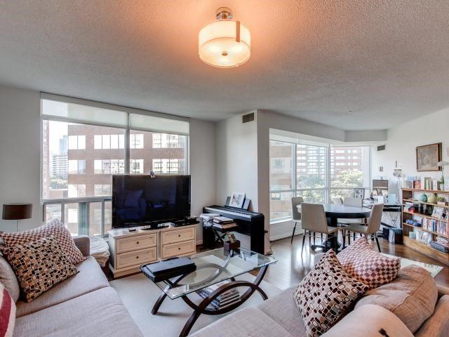 611 - 942 Yonge St, Condo with 1 bedrooms, 1 bathrooms and 1 parking in Toronto ON | Image 2