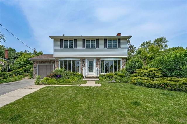 5381 Bird Cage Walk, House detached with 4 bedrooms, 2 bathrooms and 3 parking in Burlington ON | Image 1
