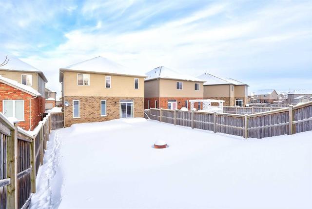 327 Westpark Cres, House detached with 3 bedrooms, 3 bathrooms and 4 parking in Waterloo ON | Image 27