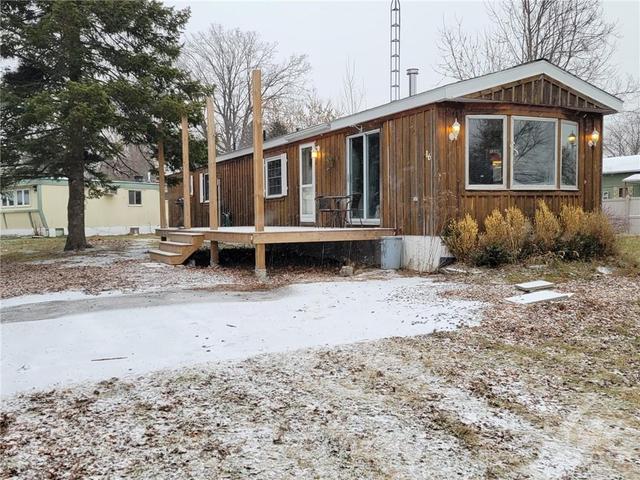 16 Saddle Avenue, House detached with 2 bedrooms, 2 bathrooms and 4 parking in Rideau Lakes ON | Image 6