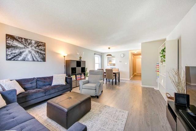 32 - 115 Main St S, Townhouse with 2 bedrooms, 2 bathrooms and 1 parking in Newmarket ON | Image 15