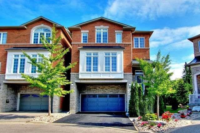 23 Mastwood Cres, House detached with 4 bedrooms, 3 bathrooms and 4 parking in Toronto ON | Image 1