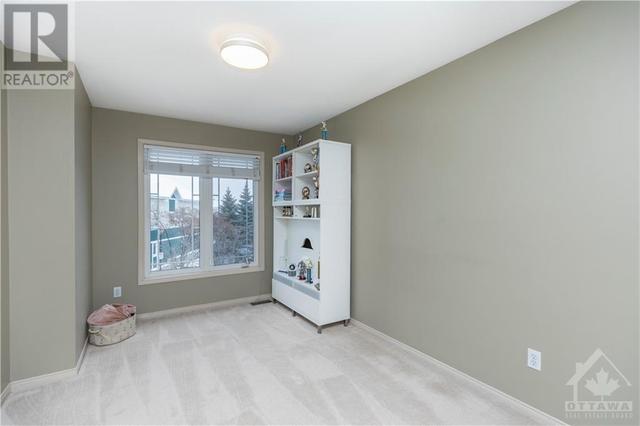 362 Hillsboro Private, Home with 3 bedrooms, 3 bathrooms and 3 parking in Ottawa ON | Image 18