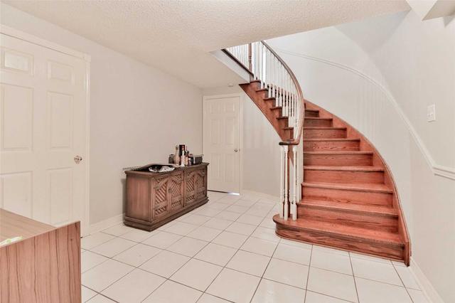 7559 Kipling Ave, House detached with 5 bedrooms, 4 bathrooms and 8 parking in Vaughan ON | Image 26