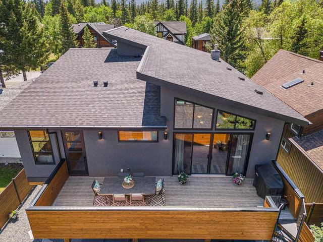 922 15 Street, House detached with 7 bedrooms, 6 bathrooms and 6 parking in Canmore AB | Image 50