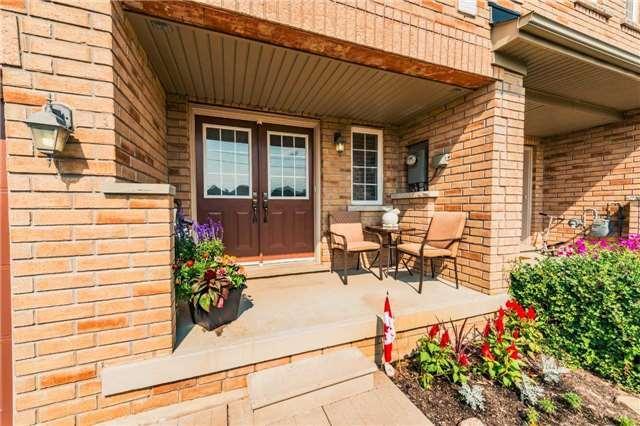 80 Goldham Way, House attached with 3 bedrooms, 3 bathrooms and 1 parking in Halton Hills ON | Image 2
