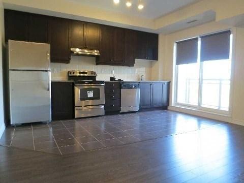 336 - 570 Lolita Gdns, Condo with 2 bedrooms, 1 bathrooms and 1 parking in Mississauga ON | Image 4