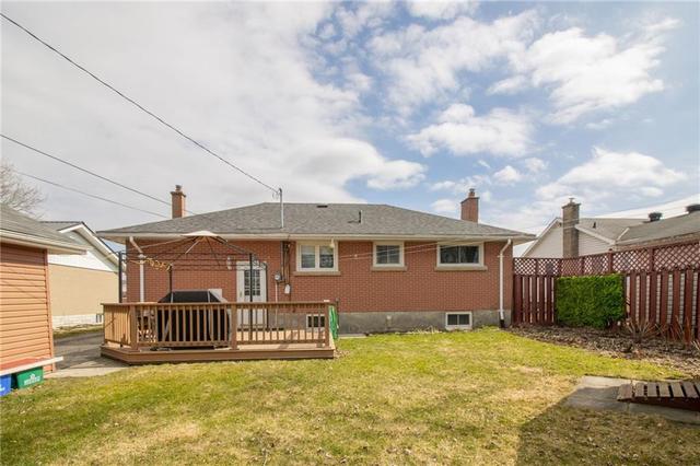 32 Sevenoaks Avenue, House detached with 3 bedrooms, 2 bathrooms and 4 parking in Brockville ON | Image 8