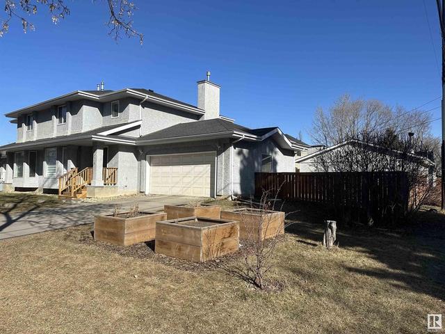 12618 109 Av Nw, House semidetached with 3 bedrooms, 3 bathrooms and null parking in Edmonton AB | Image 33