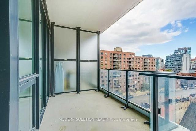702 - 77 Shuter St, Condo with 2 bedrooms, 2 bathrooms and 1 parking in Toronto ON | Image 9