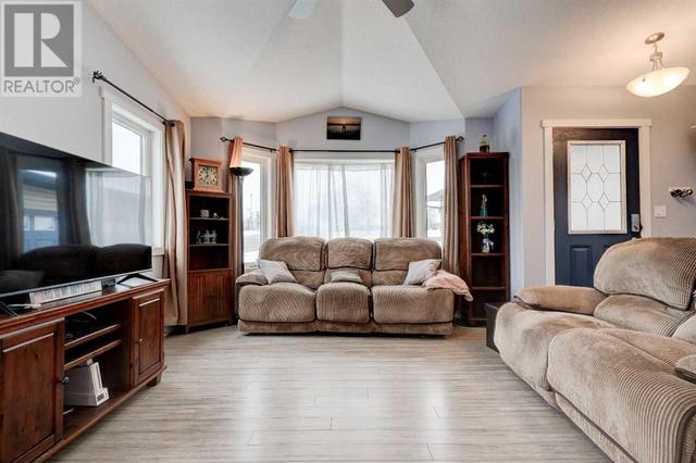 4801 45 Avenue, House other with 4 bedrooms, 3 bathrooms and 4 parking in Spirit River AB | Image 10