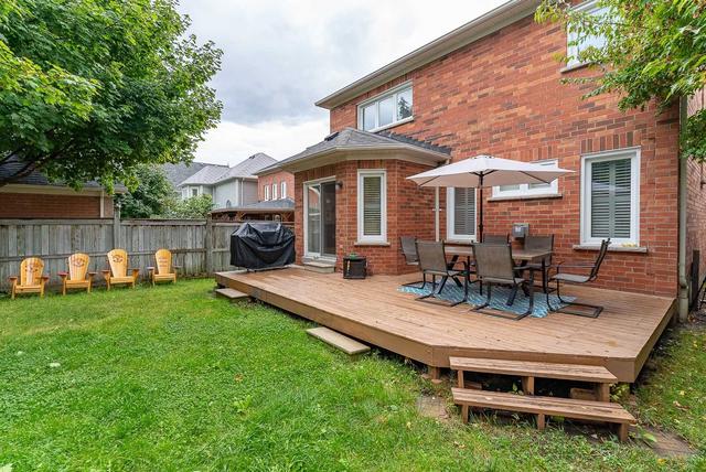 127 Watford St, House detached with 4 bedrooms, 3 bathrooms and 4 parking in Whitby ON | Image 19