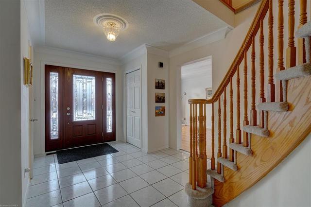 1099 Palmerston Crescent, House detached with 4 bedrooms, 2 bathrooms and 2 parking in Kingston ON | Image 7