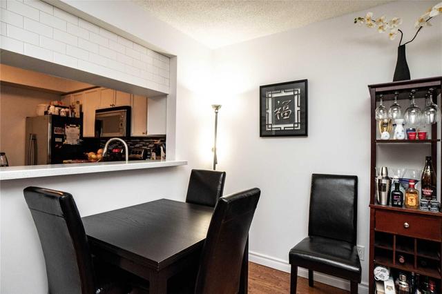 1515 - 5 Everson Dr, Townhouse with 2 bedrooms, 1 bathrooms and null parking in Toronto ON | Image 8