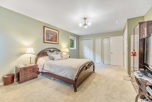 6 Tarbert Rd, House detached with 5 bedrooms, 4 bathrooms and 4 parking in Toronto ON | Image 7