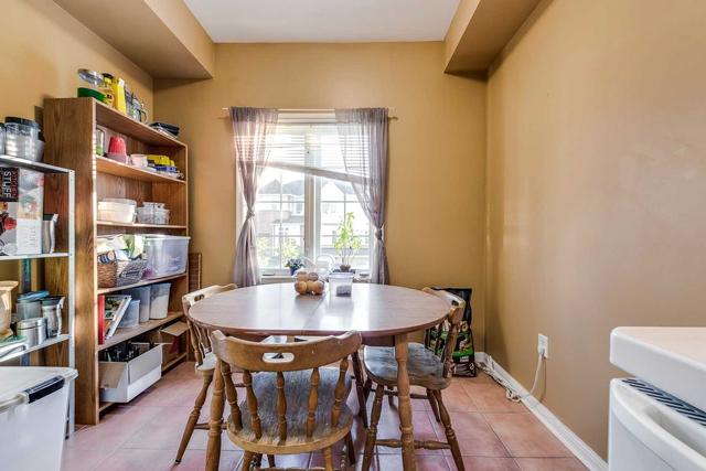 11 - 280 Hillcrest Ave, Townhouse with 2 bedrooms, 3 bathrooms and 2 parking in Mississauga ON | Image 2